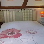 Apartment & Les Loges Du Capucin *