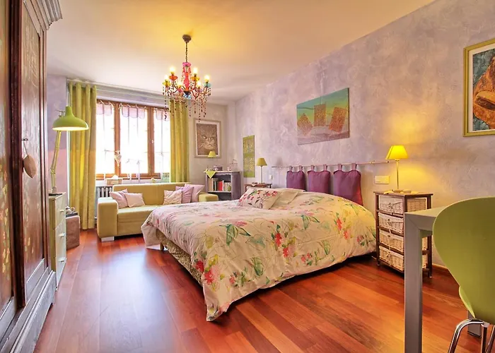 & Les Loges Du Capucin Apartment *